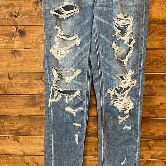 American Eagle Tomgirl jeans - Size 6 Regular - Picture 5 of 12